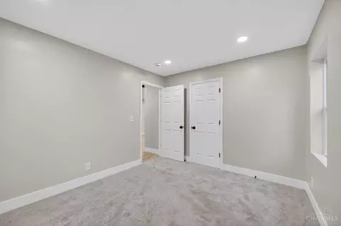 Bedroom - 6781 Somerset Dr, Cincinnati, OH 45224 photo 5 of 5