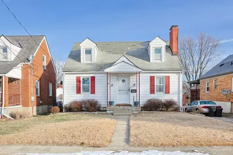 3990 Superior Ave, Deer Park, OH 45236