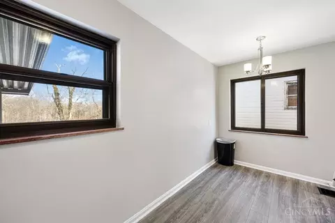 1144 Hempstead Dr, Cincinnati, OH 45231 photo 8