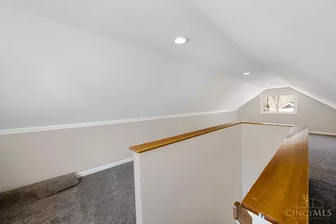 1144 Hempstead Dr, Cincinnati, OH 45231 photo 18