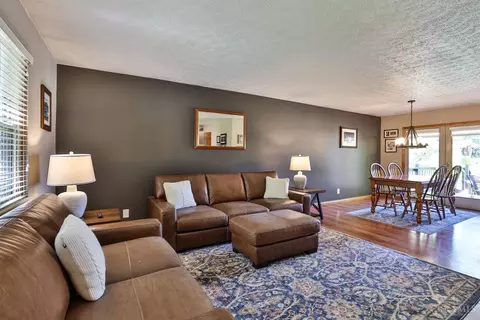 Living - 57 Landis Cir, Millville, OH 45013 photo 1 of 3