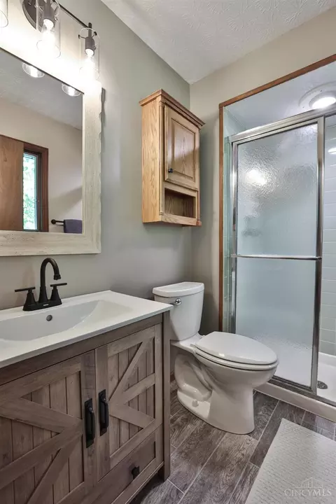 Bath - 57 Landis Cir, Millville, OH 45013 photo 1 of 3