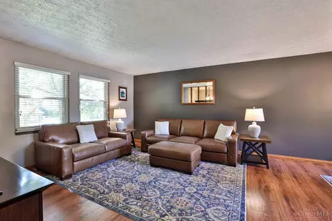 Living - 57 Landis Cir, Millville, OH 45013 photo 2 of 3
