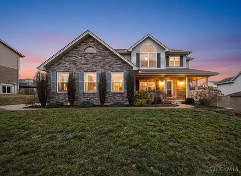 2053 Wagon Wheel Dr, Hamilton, OH 45013