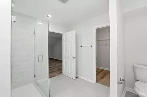 Bath - 673 Brandy Way, Cincinnati, OH 45244 photo 5 of 9