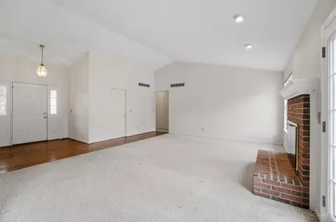 Living - 1090 Galbraith Rd, Cincinnati, OH 45231 photo 4 of 4
