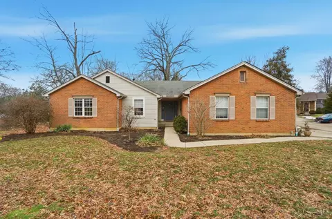 1090 Galbraith Rd, Cincinnati, OH 45231