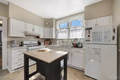 Kitchen - 3831 Meyerfeld Ave, Cheviot, OH 45211 photo 3 of 3