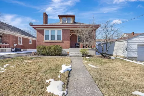 3831 Meyerfeld Ave, Cheviot, OH 45211