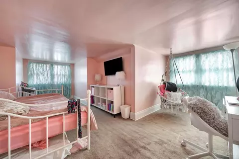 Bedroom - 3831 Meyerfeld Ave, Cheviot, OH 45211 photo 3 of 3