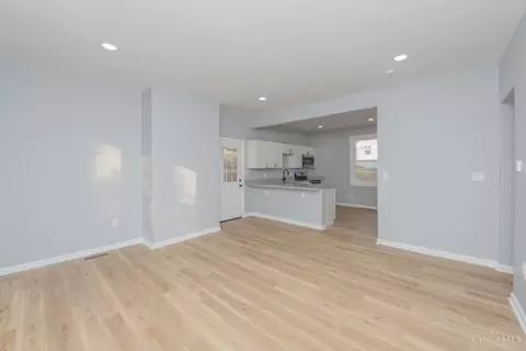 Living - 9350 Reading Rd, Reading, OH 45215 photo 2 of 5