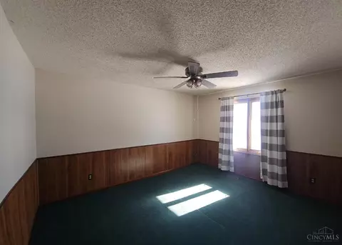 Bedroom - 548 Shultz Dr, Hamilton, OH 45013 photo 1 of 4
