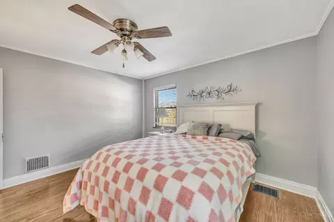 Bedroom - 3962 School Section Rd, Cheviot, OH 45211 photo 3 of 8