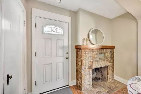Entry Way - 3962 School Section Rd, Cheviot, OH 45211 photo 1 of 2