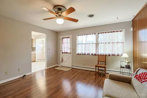 Living - 8768 Cavalier Dr, Cincinnati, OH 45231 photo 9 of 9