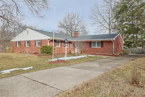 8768 Cavalier Dr, Cincinnati, OH 45231