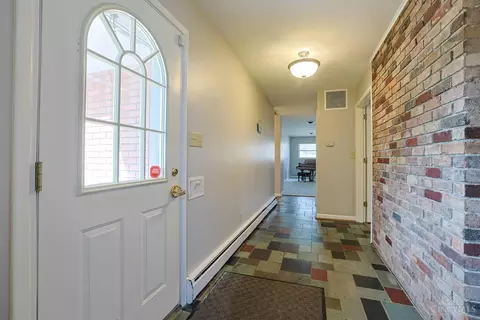 Entry Way - 8768 Cavalier Dr, Cincinnati, OH 45231 photo 1 of 2