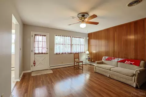 Living - 8768 Cavalier Dr, Cincinnati, OH 45231 photo 4 of 9