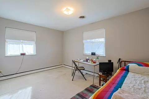 Bedroom - 8768 Cavalier Dr, Cincinnati, OH 45231 photo 7 of 8