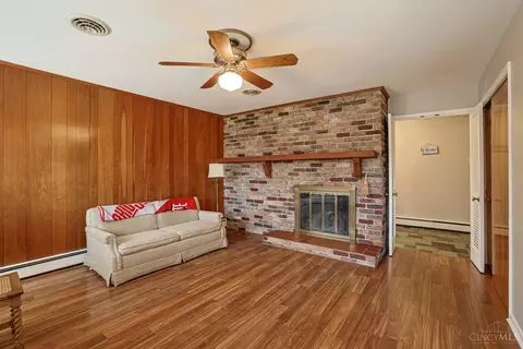 Living - 8768 Cavalier Dr, Cincinnati, OH 45231 photo 5 of 9