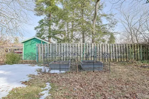 Exterior - 8768 Cavalier Dr, Cincinnati, OH 45231 photo 8 of 11