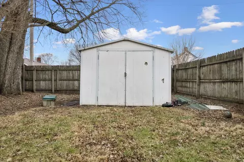 Exterior - 306 Pearl St, Reading, OH 45215 photo 4 of 6