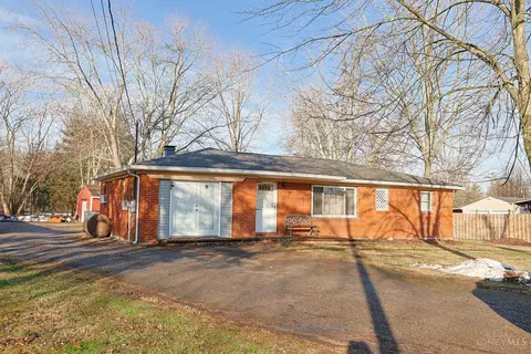 7037 Goshen Rd, Goshen, OH 45122