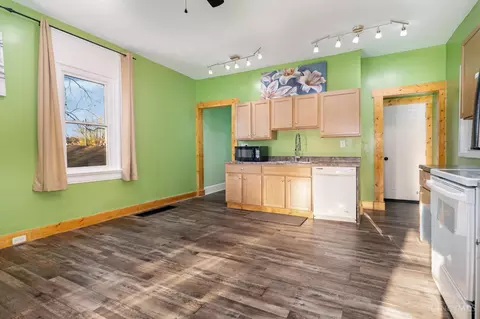 Kitchen - 412 Walnut St, Elmwood Place, OH 45216 photo 1 of 1