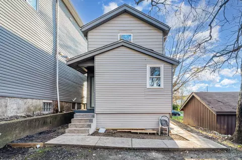 Exterior - 412 Walnut St, Elmwood Place, OH 45216 photo 3 of 4