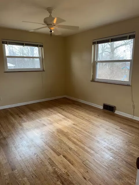 Bedroom - 11955 Mill Rd, Cincinnati, OH 45240 photo 1 of 5