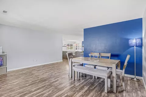 Dining - 5311 Rawhide Ct, Cincinnati, OH 45238 photo 1 of 3
