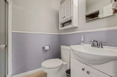 Bath - 5311 Rawhide Ct, Cincinnati, OH 45238 photo 2 of 2