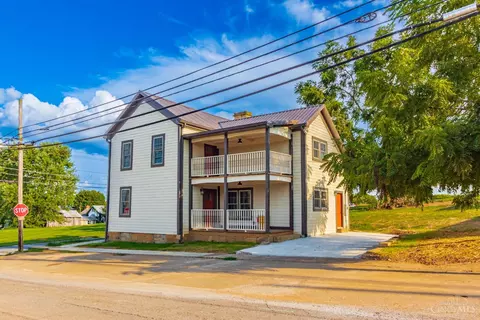 305 Walnut St, West Union, OH 45693