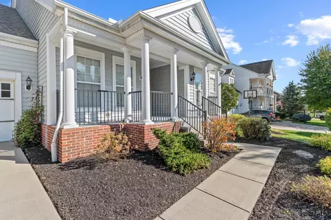 Exterior - 682 Hyacinth Rd, Cincinnati, OH 45245 photo 14 of 14