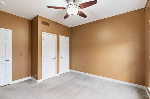 Bedroom - 682 Hyacinth Rd, Cincinnati, OH 45245 photo 2 of 7