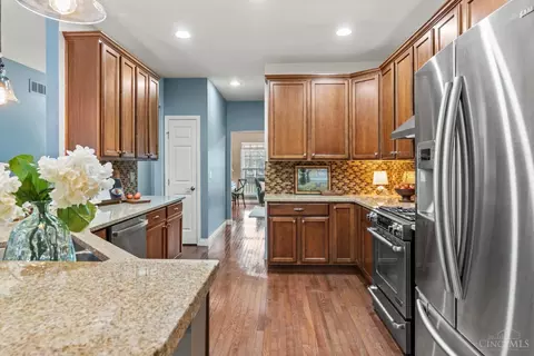 Kitchen - 682 Hyacinth Rd, Cincinnati, OH 45245 photo 1 of 6
