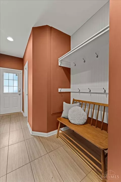 Entry Way - 5704 Adelphi St, Cincinnati, OH 45227 photo 4 of 5