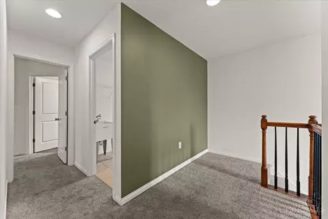 Entry Way - 5704 Adelphi St, Cincinnati, OH 45227 photo 1 of 5