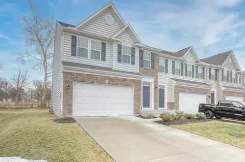 Exterior - 2930 Cardiff Ct, Hamilton, OH 45011 photo 2 of 3