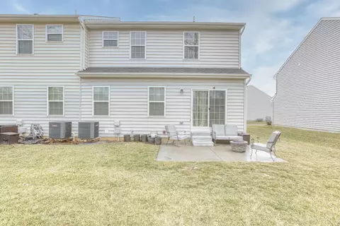 Exterior - 2930 Cardiff Ct, Hamilton, OH 45011 photo 3 of 3