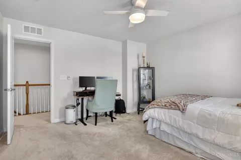 Bedroom - 2930 Cardiff Ct, Hamilton, OH 45011 photo 4 of 6