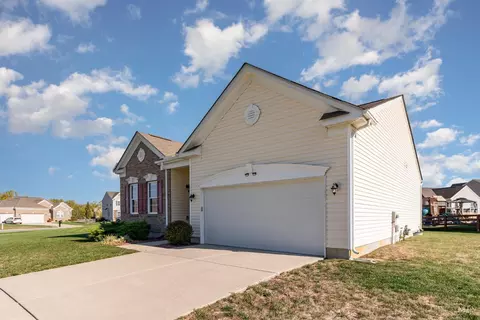 Exterior - 856 Hocking Meadow Cir, Monroe, OH 45050 photo 3 of 7