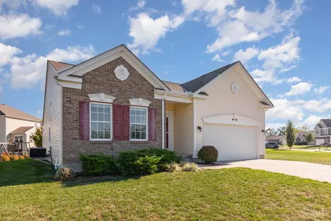 Exterior - 856 Hocking Meadow Cir, Monroe, OH 45050 photo 2 of 7