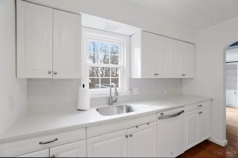 Kitchen - 5635 Euclid Rd, Cincinnati, OH 45236 photo 3 of 4