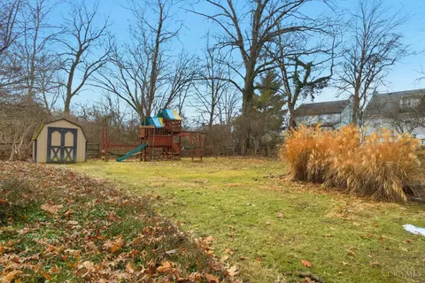 Exterior - 5635 Euclid Rd, Cincinnati, OH 45236 photo 9 of 11