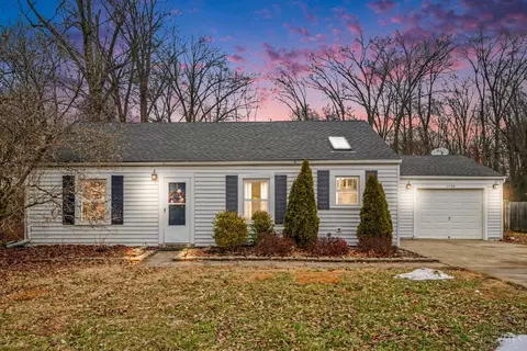1400 Wade Rd, Milford, OH 45150