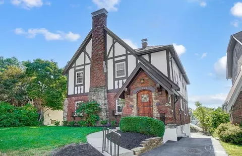 1346 Herlin Pl, Cincinnati, OH 45208