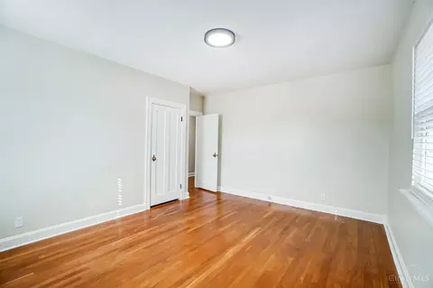 Bedroom - 1346 Herlin Pl, Cincinnati, OH 45208 photo 9 of 9