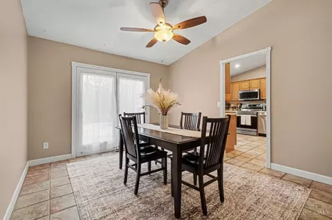 Dining - 2017 Broadhurst Ave, Cincinnati, OH 45240 photo 1 of 2