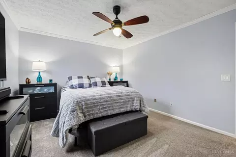 Bedroom - 2017 Broadhurst Ave, Cincinnati, OH 45240 photo 4 of 6